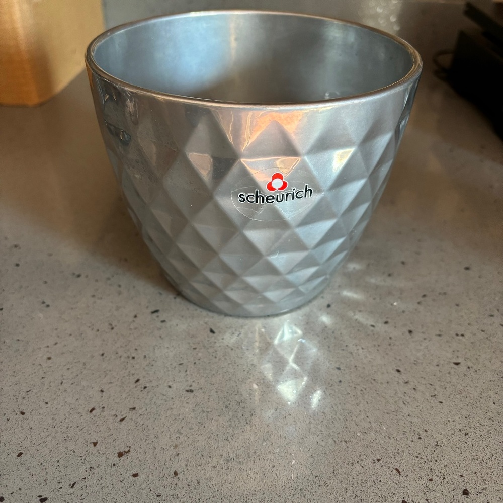 Scheurich "Metal faceted  planter/orchid planter